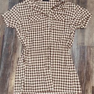 Brown and laid shirt-dress